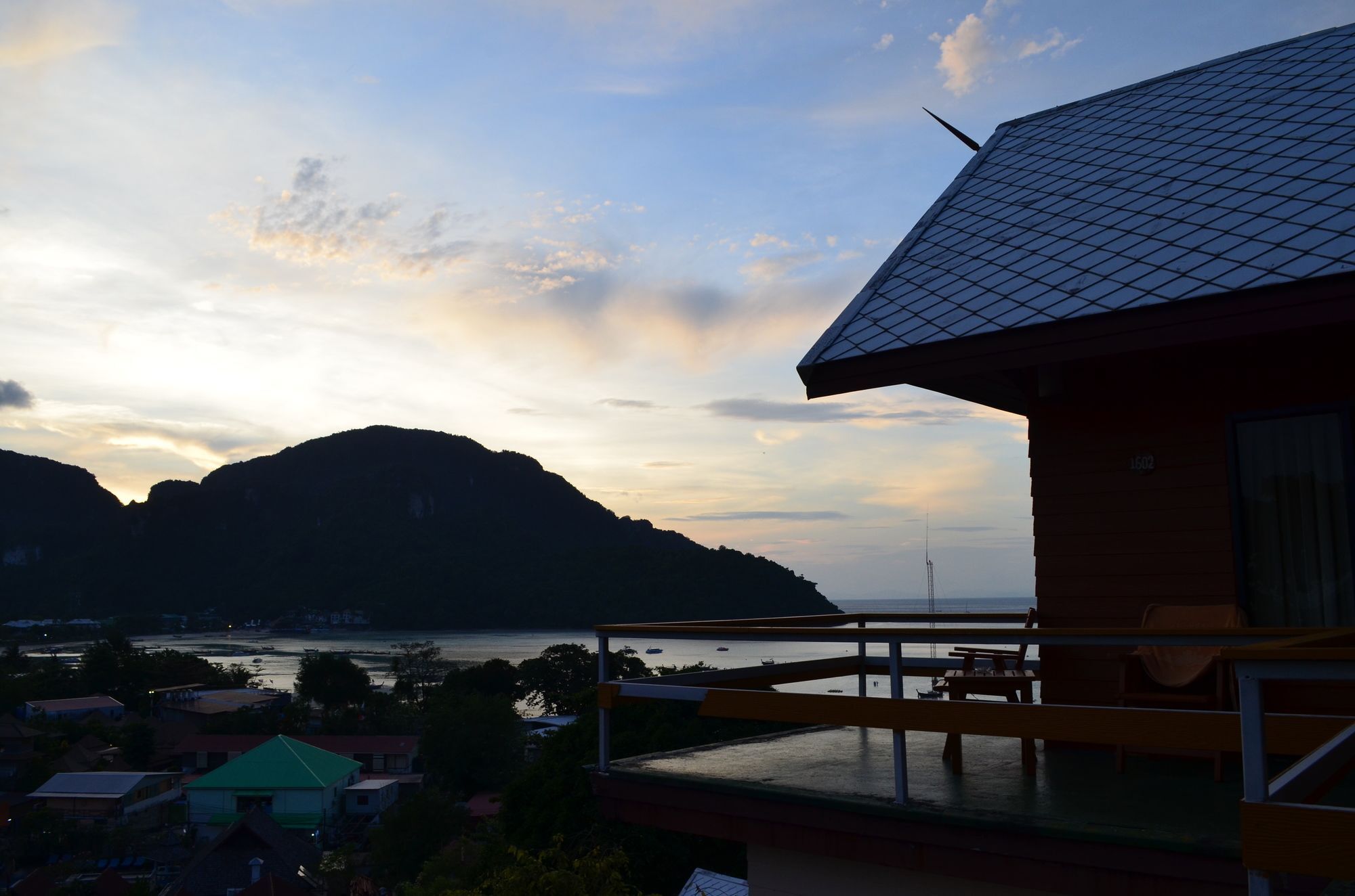 Phitharom Pp Resort Ko Phi Phi Zewnętrze zdjęcie